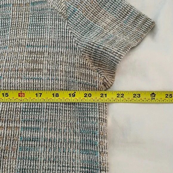 W5 Knit Textured Blue Beige Fringe Bottom Shirt Size XL - Picture 3 of 8